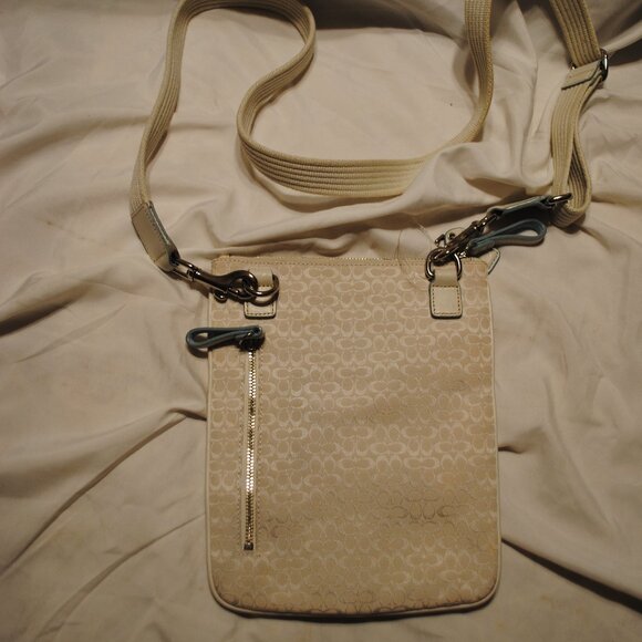 COACH WHITE BUMBLE BEE CROSS BODY BAG - Picture 2 of 7